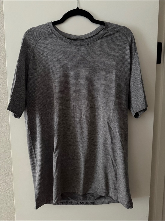 lululemon athletica Other - lululemon athletica Men's Short Sleeve Performance Tee Metal Vent -  Grey